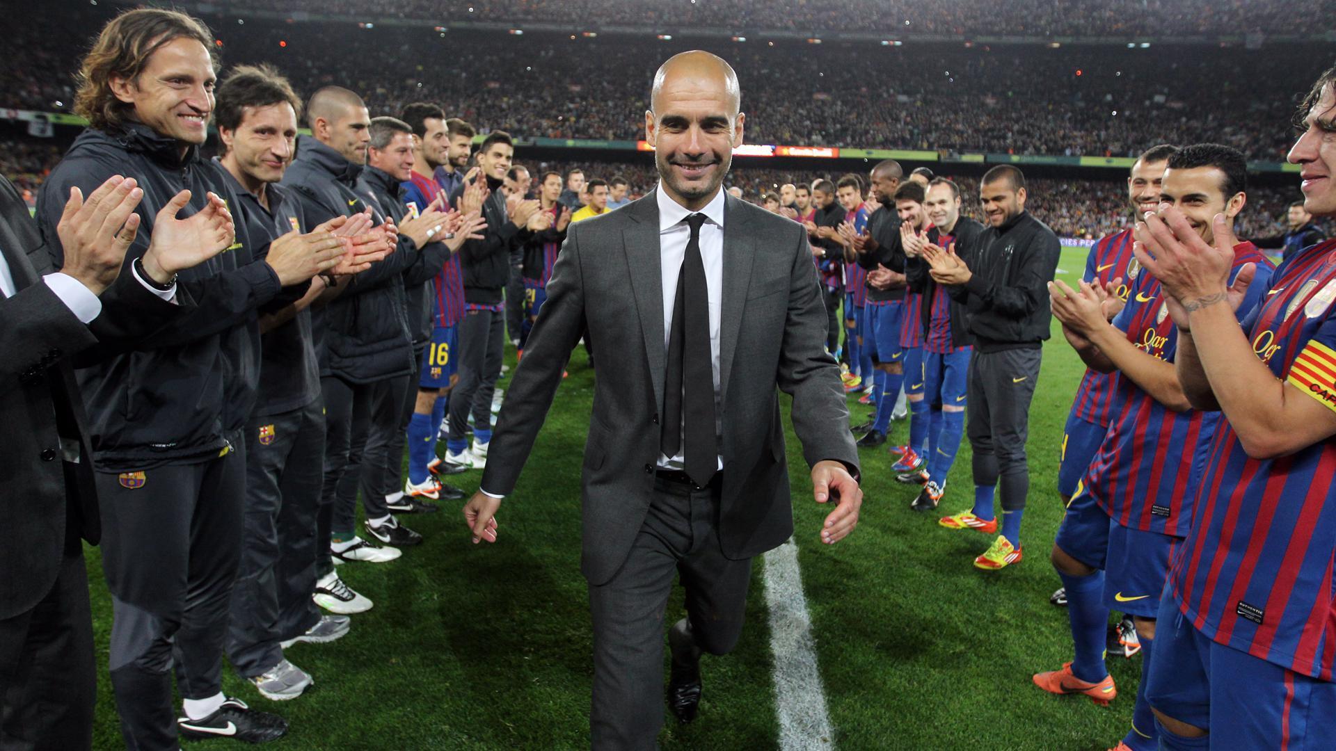Pep Guardiola being given a guard of honor. Image Credit: FC Barcelona